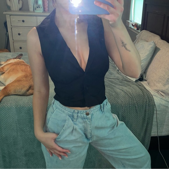 NWT Fashion Nova Back Short Sleeve Button down Top - Picture 7 of 10